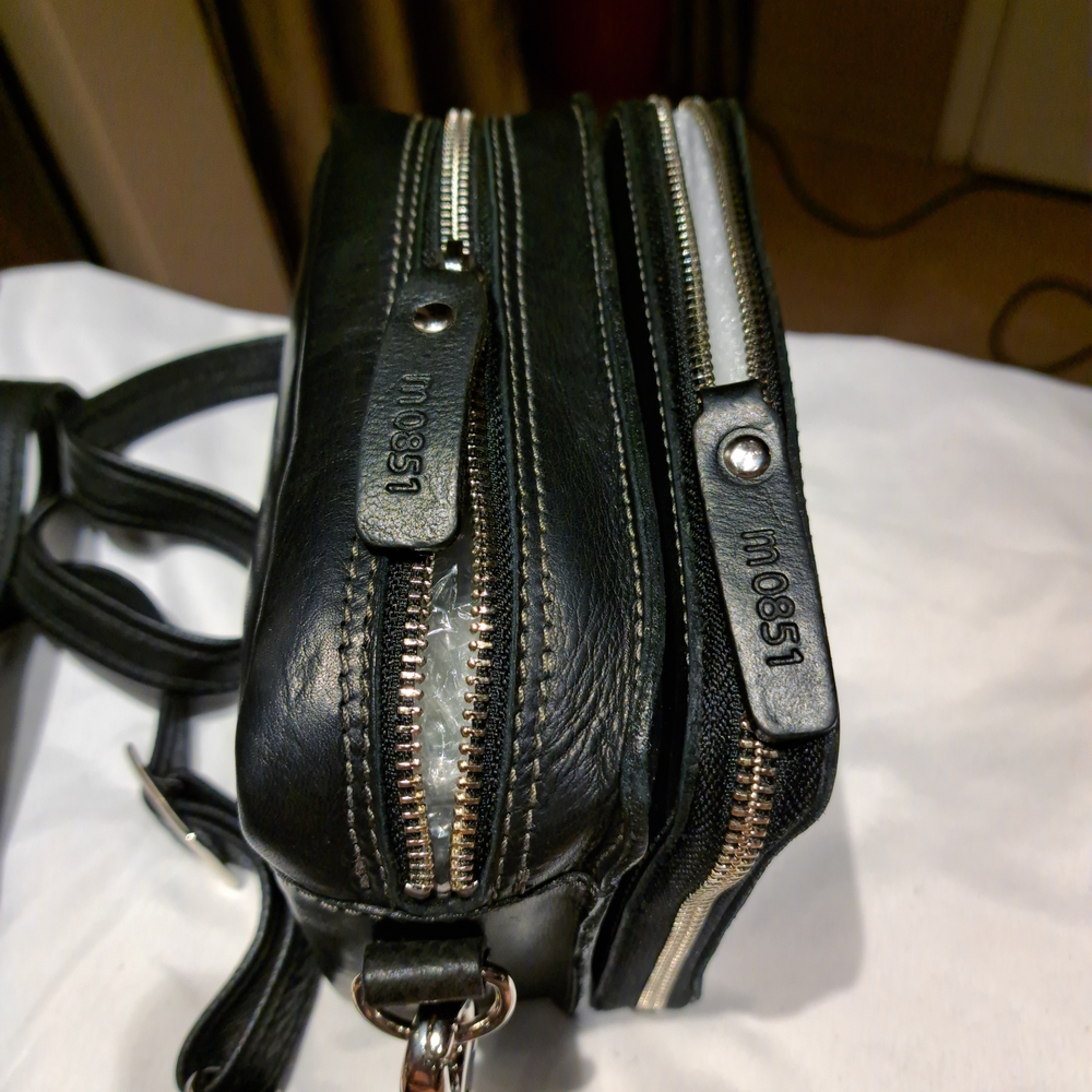 Black Leather Ladis Bag